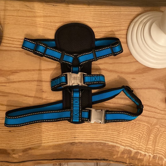 Kong Reflective Seat Belt Dog Harness Medium - Picture 4 of 5